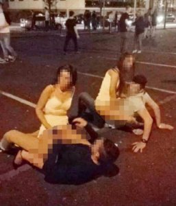 Küçənin ortasında seks: polis müdaxilə etmədi