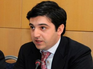 “Bacım Anar Məmmədovun məşuqəsi deyildi…”