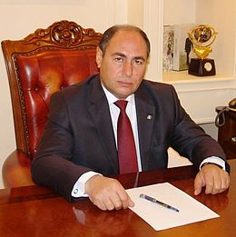 Bərdə Vidadi İsayevin talanı ilə üz-üzə
