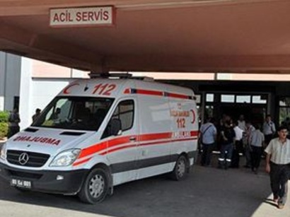Yerüstü piyada keçidi uçdu- ölən və yaralananlar var