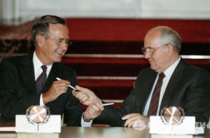 Qorbaçovun SSRİ-ni NATO-ya necə satdığı üzə çıxdı – (məxfi arxiv)