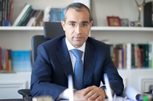 Nazir məqalə yazdı: kənd müəllimləri 315 manat maaş alacaq