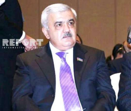Rövnəq Abdullayev: “İntellektli gənclərə ehtiyac var”