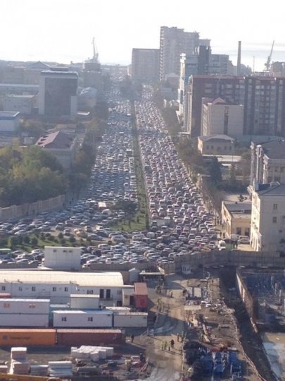 Paytaxtda böyük tıxac - (Fotolar)