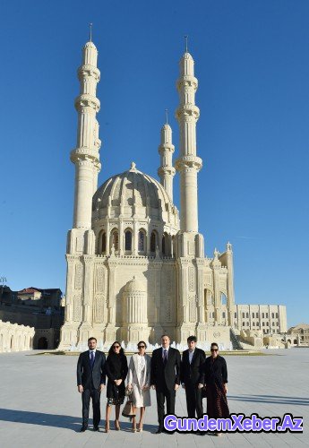 Prezident: “Şuşa, Ağdam məscidlərində birlikdə namaz qılacağıq” (FOTOLAR)