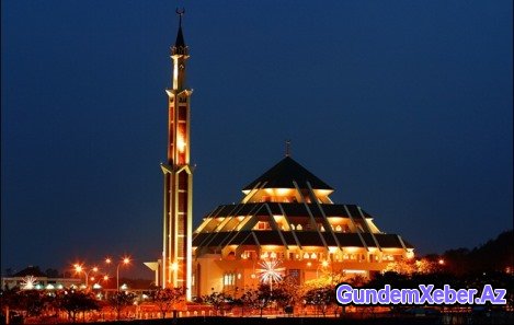 Fransada məscidlərə hücumlar başladı