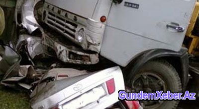 Tovuzda "KAMAZ” “Mercedes”lə toqquşdu: ölənlər var