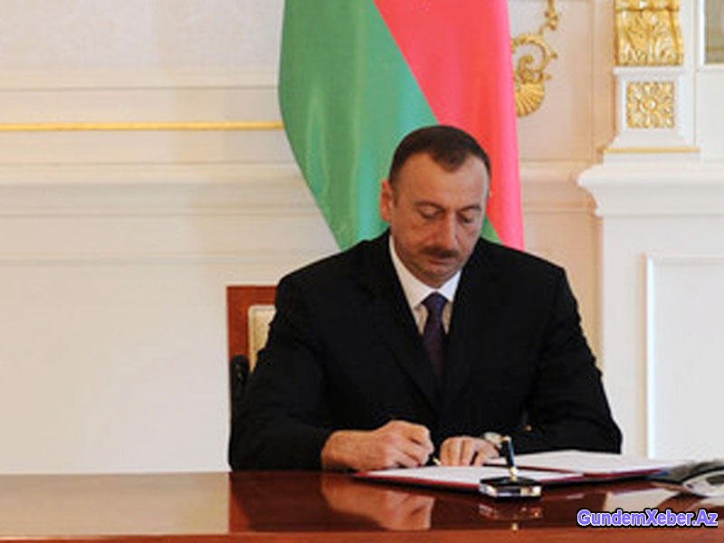 Prezident İlham Əliyev fəxri adlar verdi