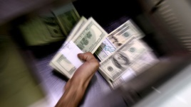 İşləməyən, dollarla kredit borcu olanlar hansı güzəştlər istəyir?