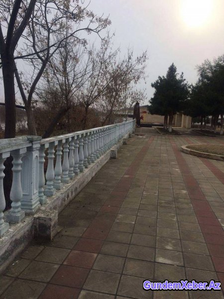 Heydər Parkını hansı icra başçısı satışa çıxarıb?