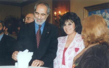 Flora Kərimova İlhamənin oğulluğunun tərbiyyəsizliyinə cavab verdi: "Elçibəy mənəvi atamdır"