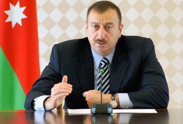 İlham Əliyev: Döyüş əməliyyatlarını dayandırırıq, amma bir şərtlə