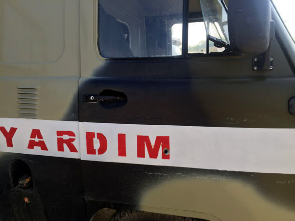 Düşmən tərəfindən sanitar tibb maşını atəşə tutuldu