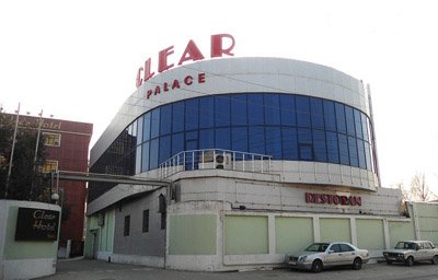 "Clear" kimə məxsusdur? Ağalar Vəliyevin otel qalmaqalı