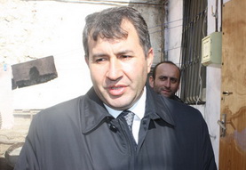 Şepelyevagil Şahmar İbadovun əlində “əsir-yesir” qalıb