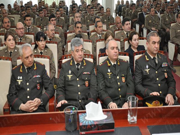 Polisə silah çəkən FHN-nin sərxoş generalı işdən qovuldu