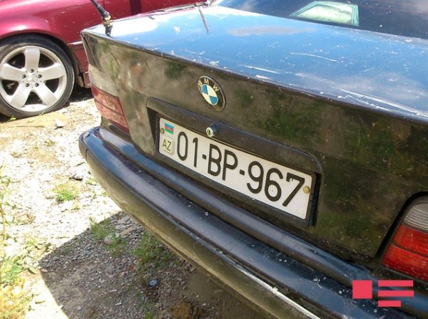 Sabirabadda avtomobil kanala aşıb, bir ailənin 4 üzvü xəsarət alıb