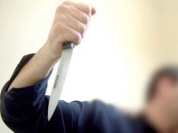 Əmisi oğlunu bıçaqladı