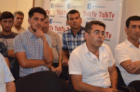  Rauf Arifoğlu İctimai Fikir Akademiyasının qonağı oldu: 'Bizdə siyasilərin mətbuatla davranış kültürü yoxdur'
