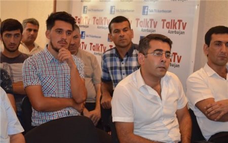 Rauf Arifoğlu İctimai Fikir Akademiyasının qonağı oldu: 'Bizdə siyasilərin mətbuatla davranış kültürü yoxdur'