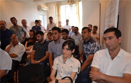 Rauf Arifoğlu İctimai Fikir Akademiyasının qonağı oldu: 'Bizdə siyasilərin mətbuatla davranış kültürü yoxdur'