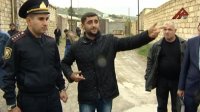 Azərbaycanda sürücü maşından düşən kimi güllələndi