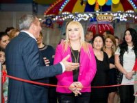Məşhur şairin xanımı butik açdı: “Başımı itirmişdim, o isə...” - FOTOLAR