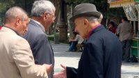 Nazirlik əlillərin pensiyasını yarıbayarı kəsdi