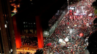 Pensiya islahatlarına qarşı olan nümayişçilər Maliyyə Nazirliyini ələ keçirdi