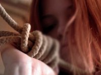 Bakıda 27 yaşlı qadın özünü öldürdü