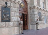 "Dedim ki, Daxili İşlər Nazirliyində tanışım var"