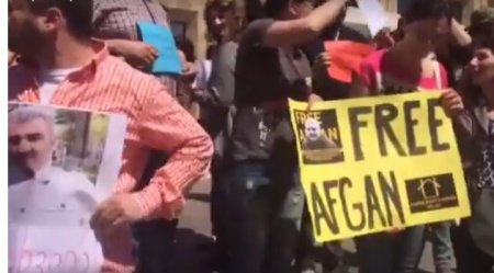Tiflisdə jurnalist Əfqan Muxtarlının həbsinə görə etiraz aksiyası keçirilib – Video