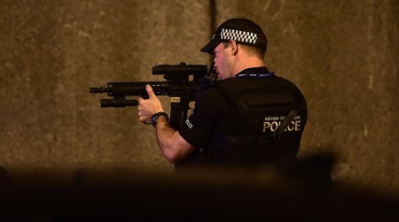 Londonda bir gecədə 3 terror: ölənlər var - VİDEO - FOTO