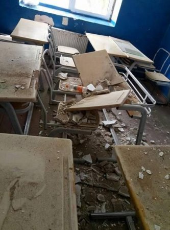 Bakı məktəbində sinif otağının tavanı çokdü - FOTO