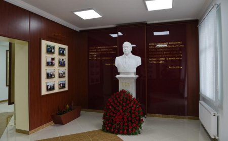 Prezident İlham Əliyev yenidən qurulan Cocuq Mərcanlı kəndində görülən işlərlə tanış olub - FOTO