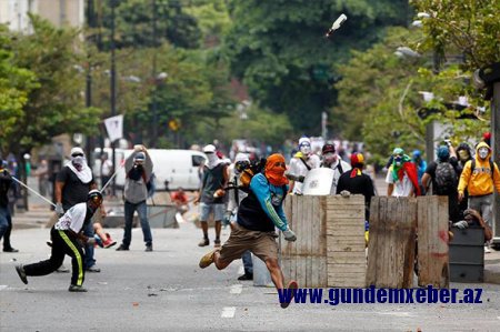 Venesuela ali məhkəməsi baş prokurorun hesablarını dondurdu