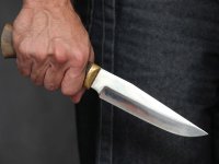 Bakı sakini tanımadığı şəxs tərəfindən bıçaqlandı