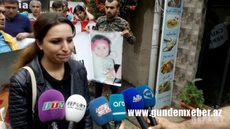 Azərbaycanlı gənclər Ermənistanın Gürcüstandakı səfirliyinin qarşısında etiraz aksiyası keçirib