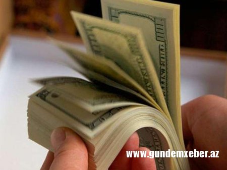 Bakıda bankdan 10 min dollar oğurladılar