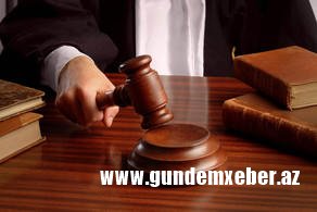 Prokuror Bakıda sevgilisini öldürməkdə təqsirləndirilən gəncə HÖKM OXUNDU