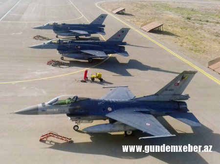 Azərbaycan və Türkiyə hərbi pilotlarının təlimləri başladı