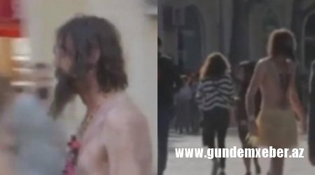 Bakının mərkəzində kişi çılpaq küçədə gəzdi - VİDEO