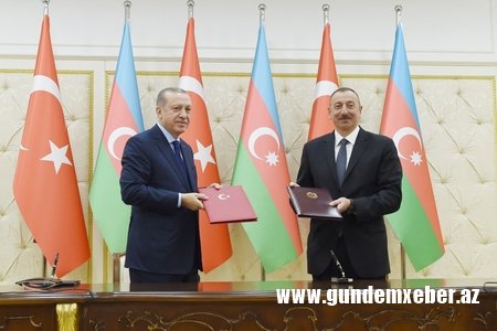 Bakıda Azərbaycan-Türkiyə sənədləri imzalandı