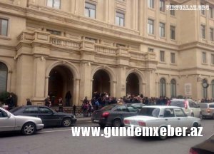 Bakı məktəblərinin qarşısındakı təhlükə: daha neçə uşağı maşın vurmalıdır ki...