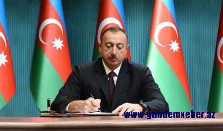 Prezident iki naziri vəzifədən çıxardı