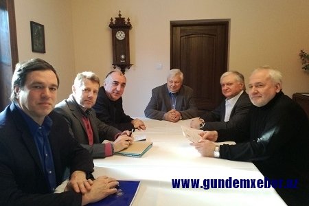 Təzə ildə təzə görüş - köhnə nəticə: Qarabağ ritorikası dəyişməz qalır