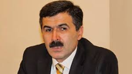 Hüquq müdafiəçisi: “Qəzetə qarşı təzyiqləri pisləyirəm”