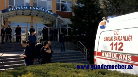 Türkiyə universitetində atışma