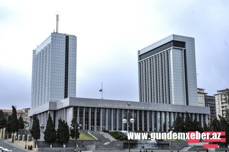 Milli Məclisin üzvü DİN-i sosial mediaya qarşı tədbir görməyə çağırıb