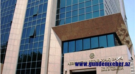 Bank sədrinin müşavirinə qarşı dələduzluq
